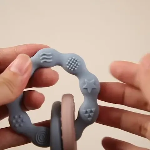 Anneau de dentition-Accessoire de puériculture