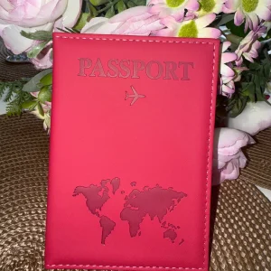 Protège passeport ✈️🌍 | Fuchsia